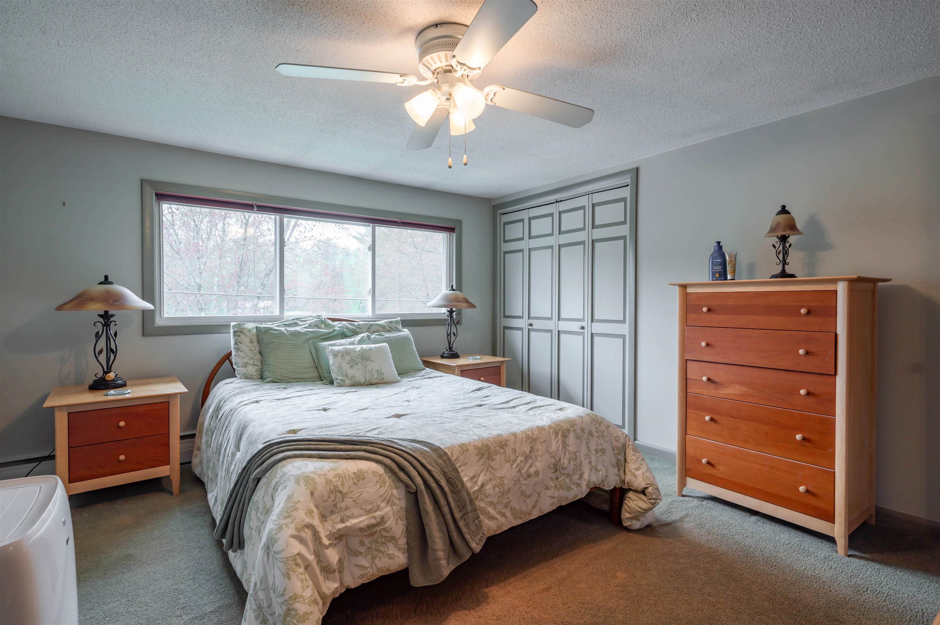 Hudson, New Hampshire 03051, United States, 2 Bedrooms Bedrooms, ,1 BathroomBathrooms,Residential,Pending,126198