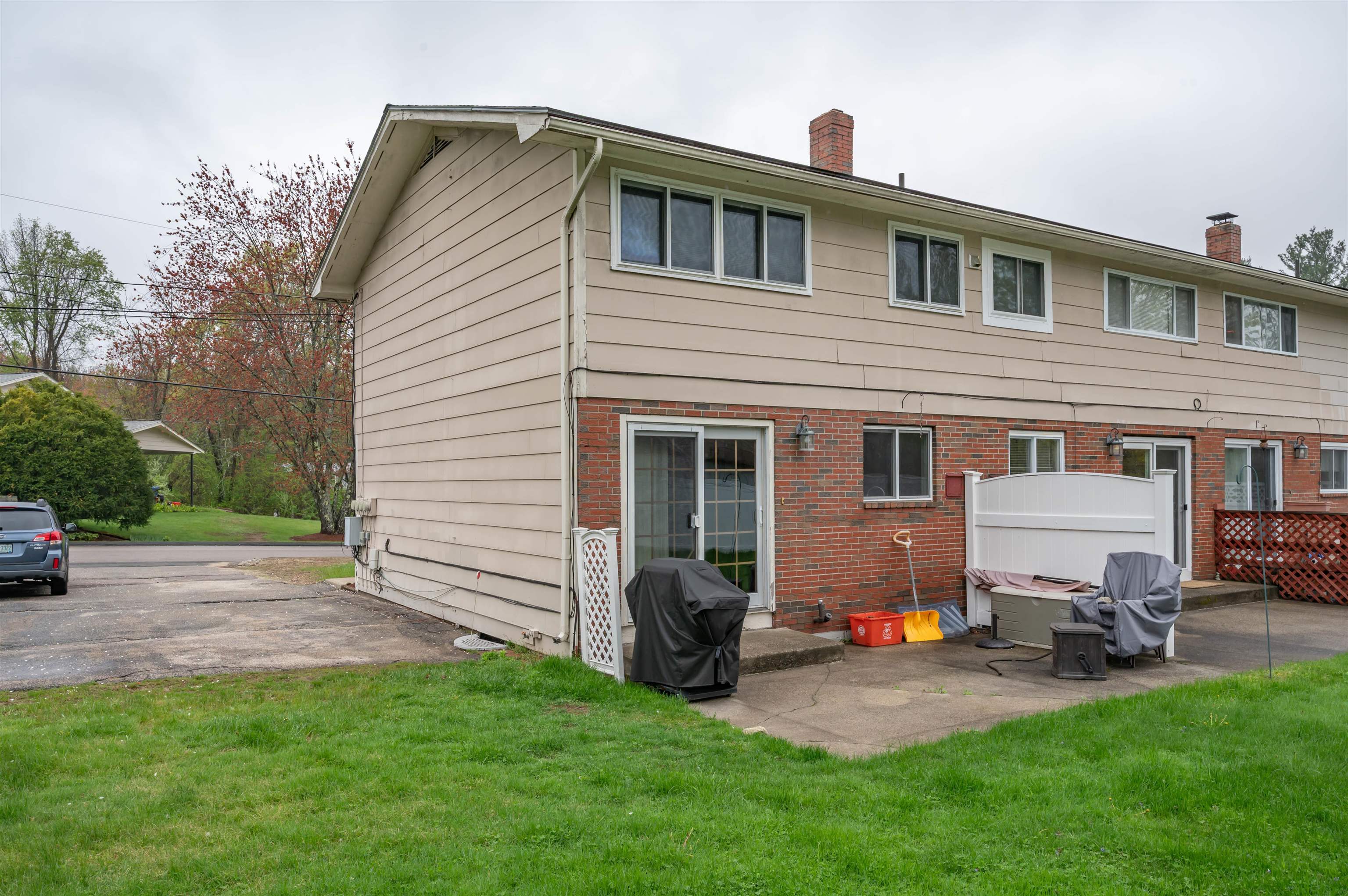 2 Oliver Drive 2