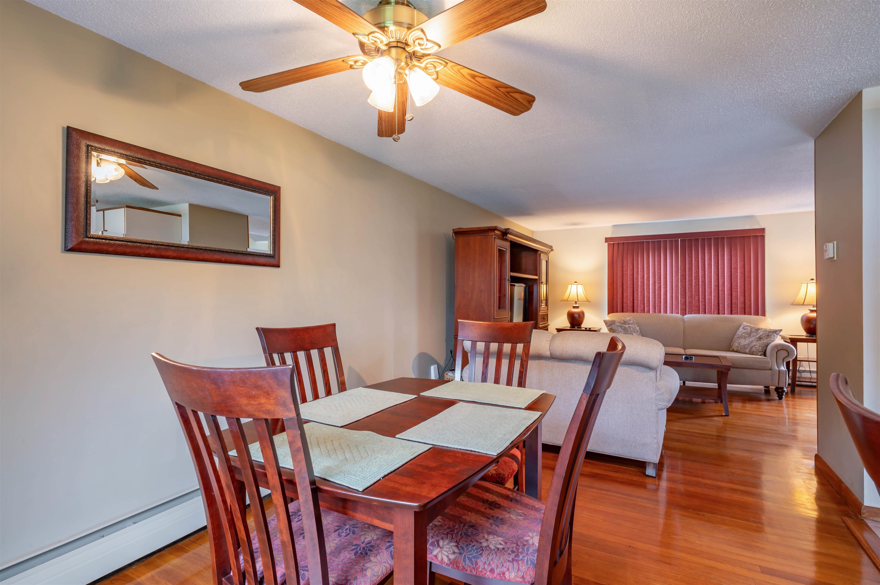 Hudson, New Hampshire 03051, United States, 2 Bedrooms Bedrooms, ,1 BathroomBathrooms,Residential,Pending,126198