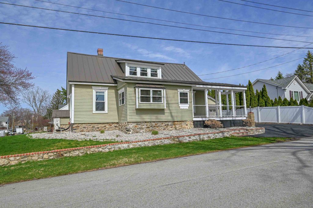 Photo of 16 Hale Avenue, Hooksett, NH 03106 (MLS # 5084954)