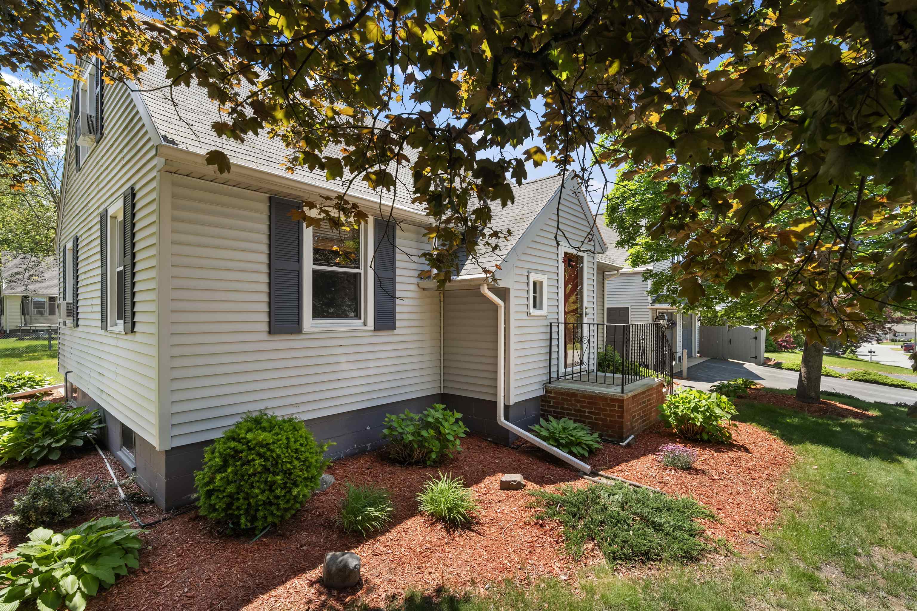 8 Guy Street