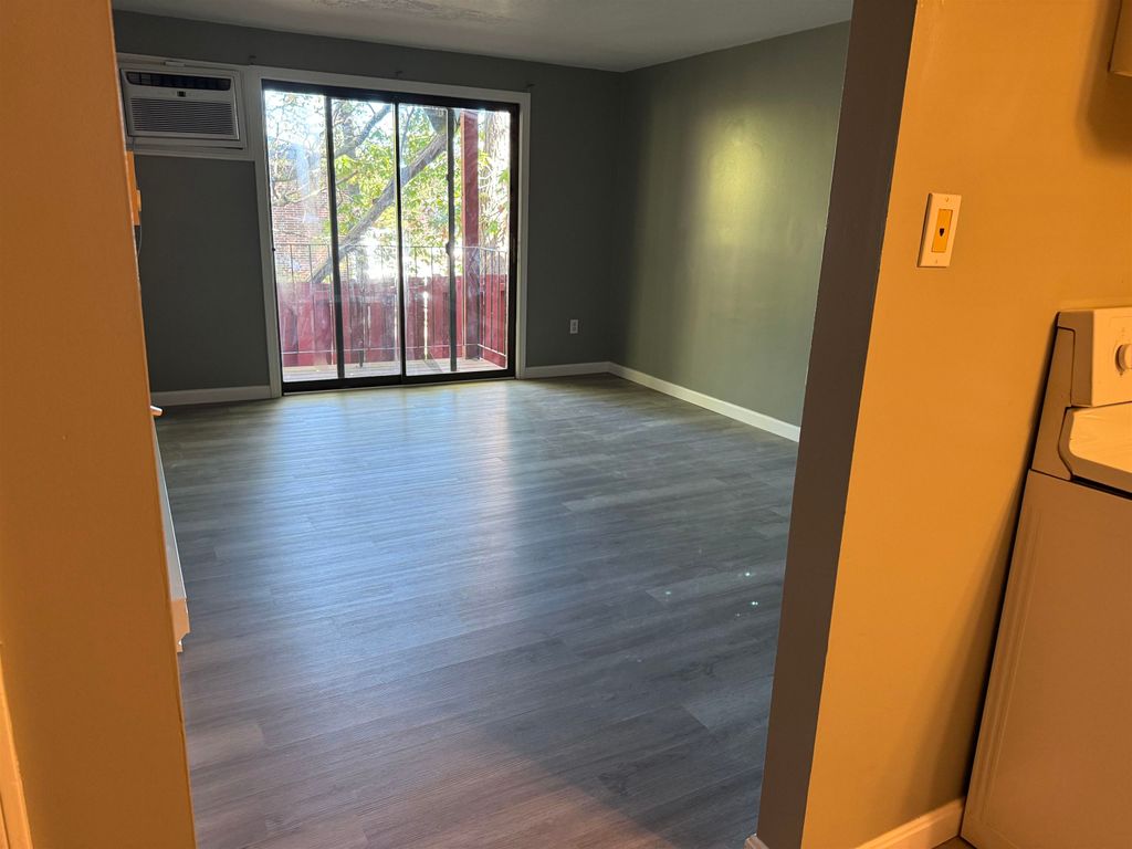 Photo of 12 East Side Drive #3-12, Concord, NH 03301 (MLS # 5063863)