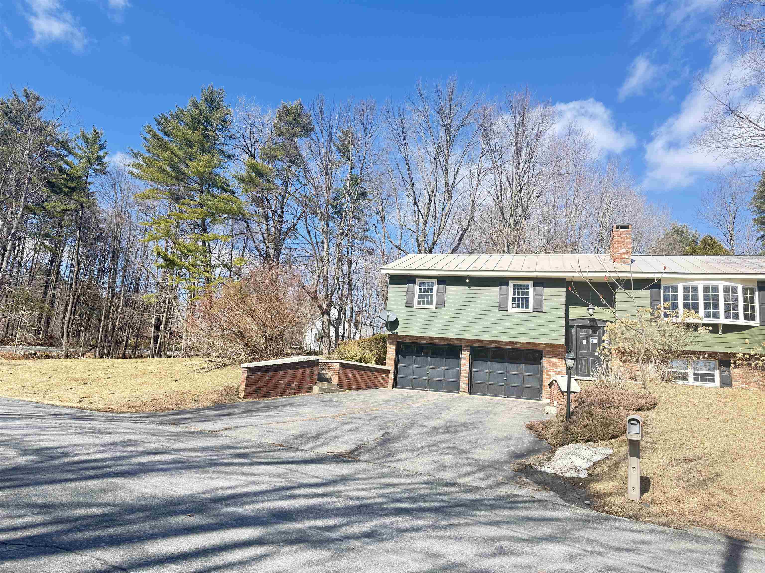 11 Juniper Hill Road