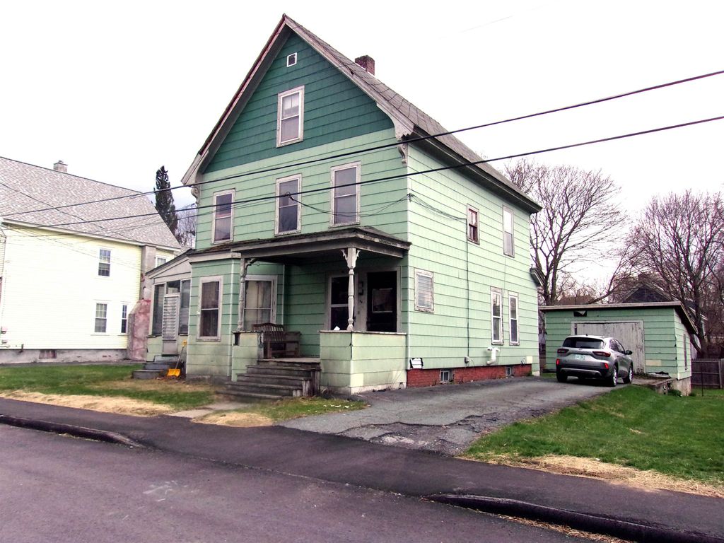 Photo of 16 Beech Street, Haverhill, NH 03785 (MLS # 5085190)