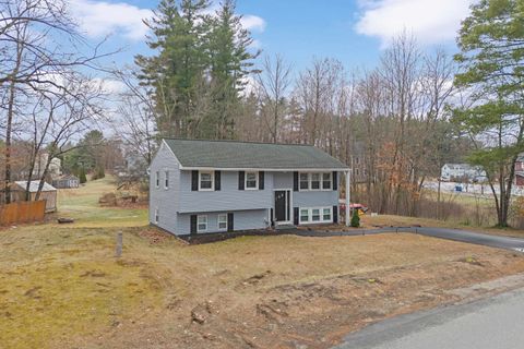 Photo of 9 Gamache Road, Derry, NH 03038 (MLS # 5082497)