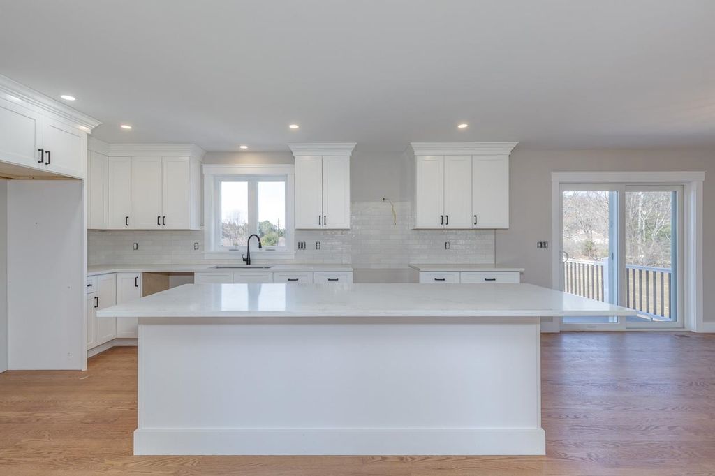 Photo of 4 Haystack Circle, Pelham, NH 03076 (MLS # 5070807)