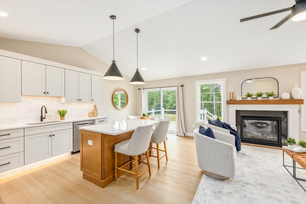 Photo of 1 Willow Lane #1, Rindge, NH 03461 (MLS # 5077559)