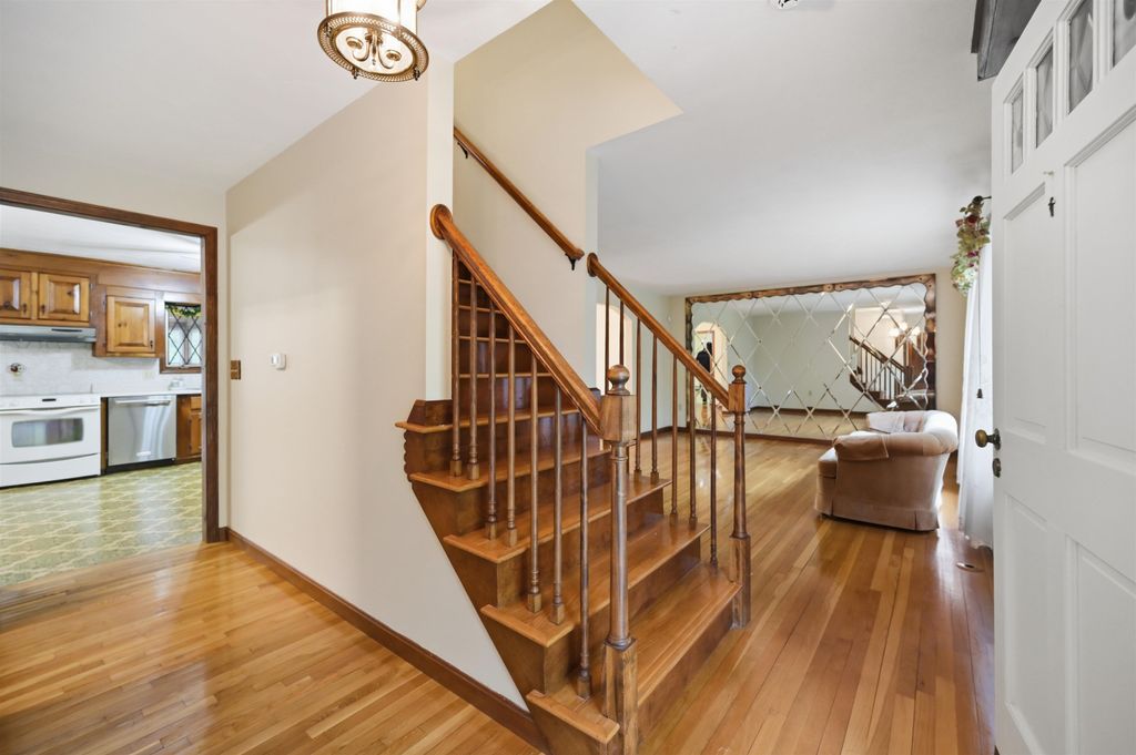 Photo of 43 Greatstone Drive, Merrimack, NH 03054 (MLS # 5088775)