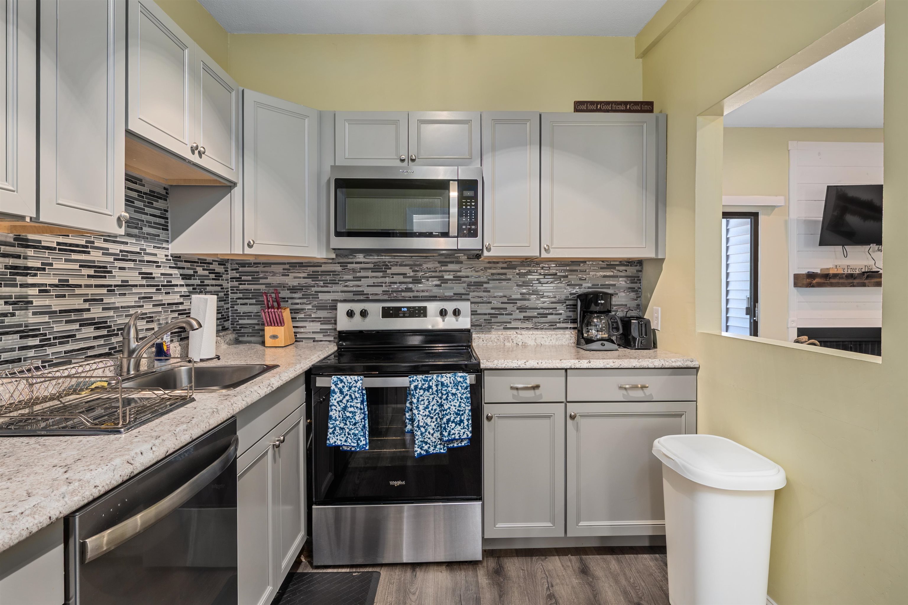 59 Treetop Circle 34