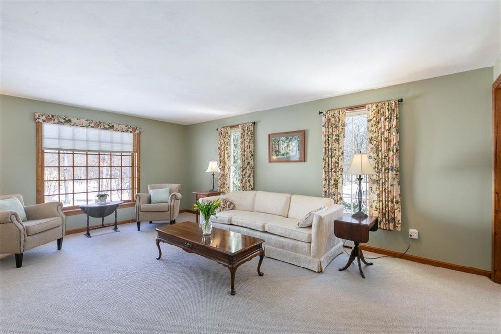 Photo of 34 Ballard Road, Derry, NH 03038 (MLS # 5081772)