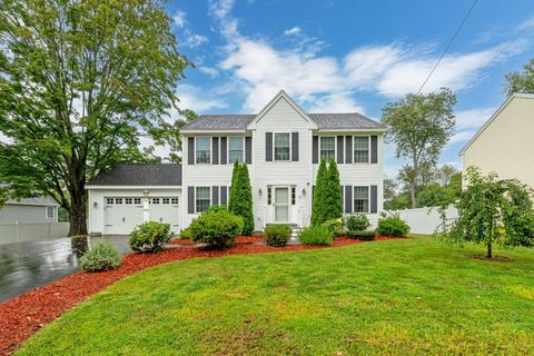 Photo of 15 Cummings Street, Hudson, NH 03051 (MLS # 5057678) Photo of 15 Cummings Street, Hudson, NH 03051 (MLS # 5057678)