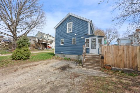 Photo of 7 High Street, Pembroke, NH 03275 (MLS # 5084774)