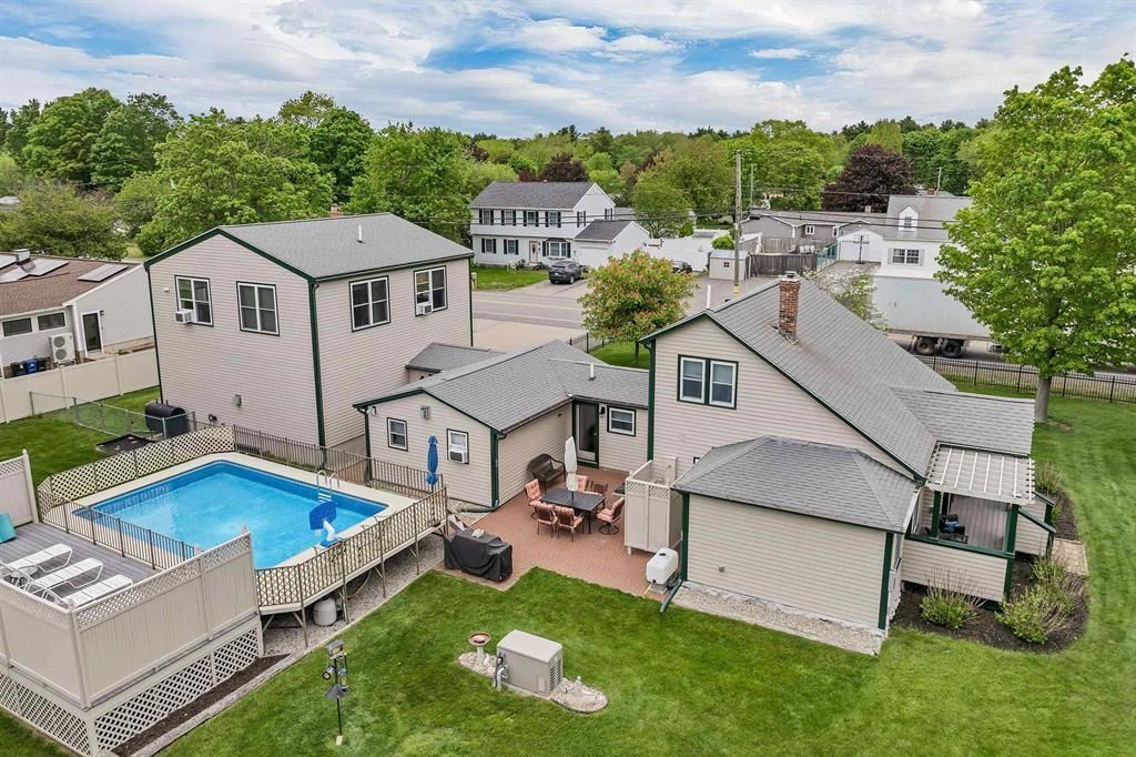 Photo of 163 Ocean Road, Portsmouth, NH 03801 (MLS # 5087360)