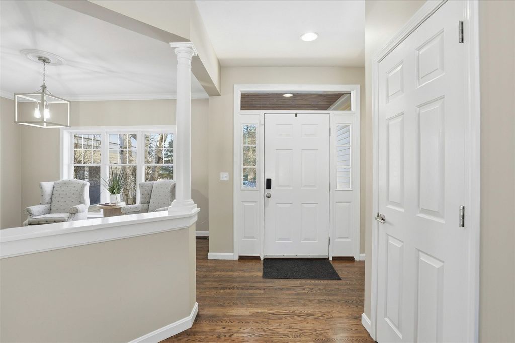 Photo of 29 Hancock Drive, Bedford, NH 03110 (MLS # 5078430)