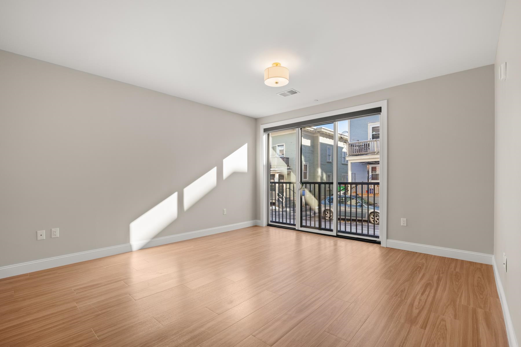 99 Foundry Place 103