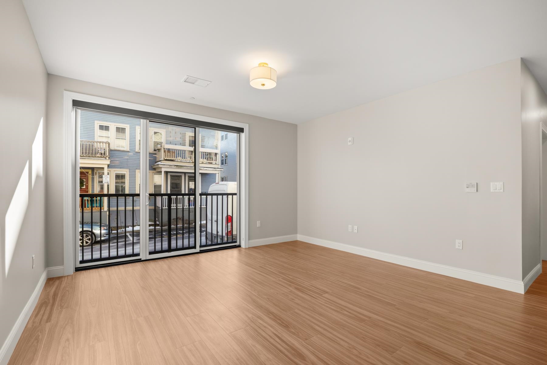 99 Foundry Place 103