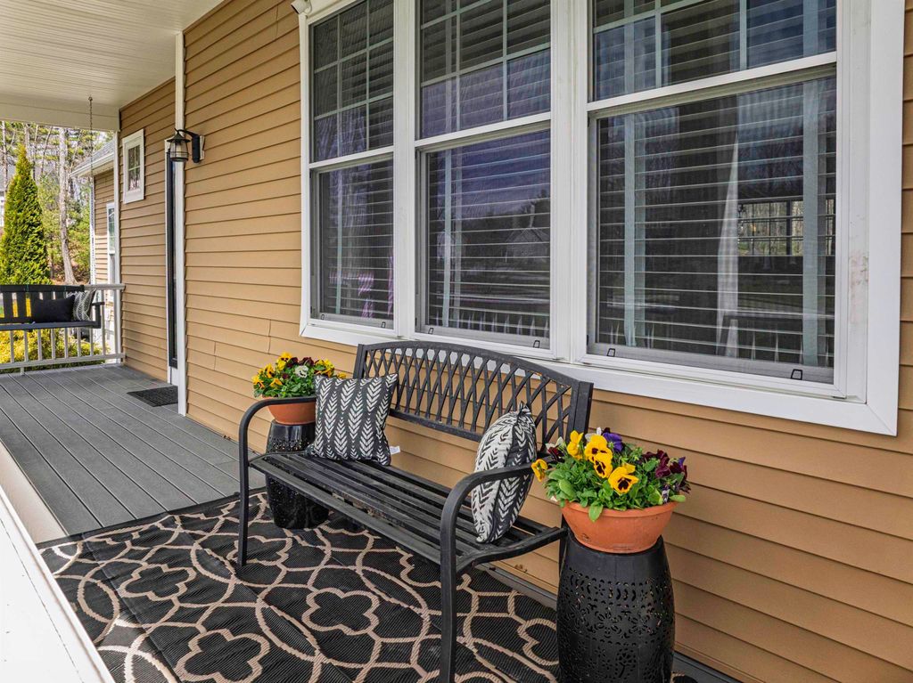 Photo of 89 Emerald Lane, Dover, NH 03820 (MLS # 5084340)