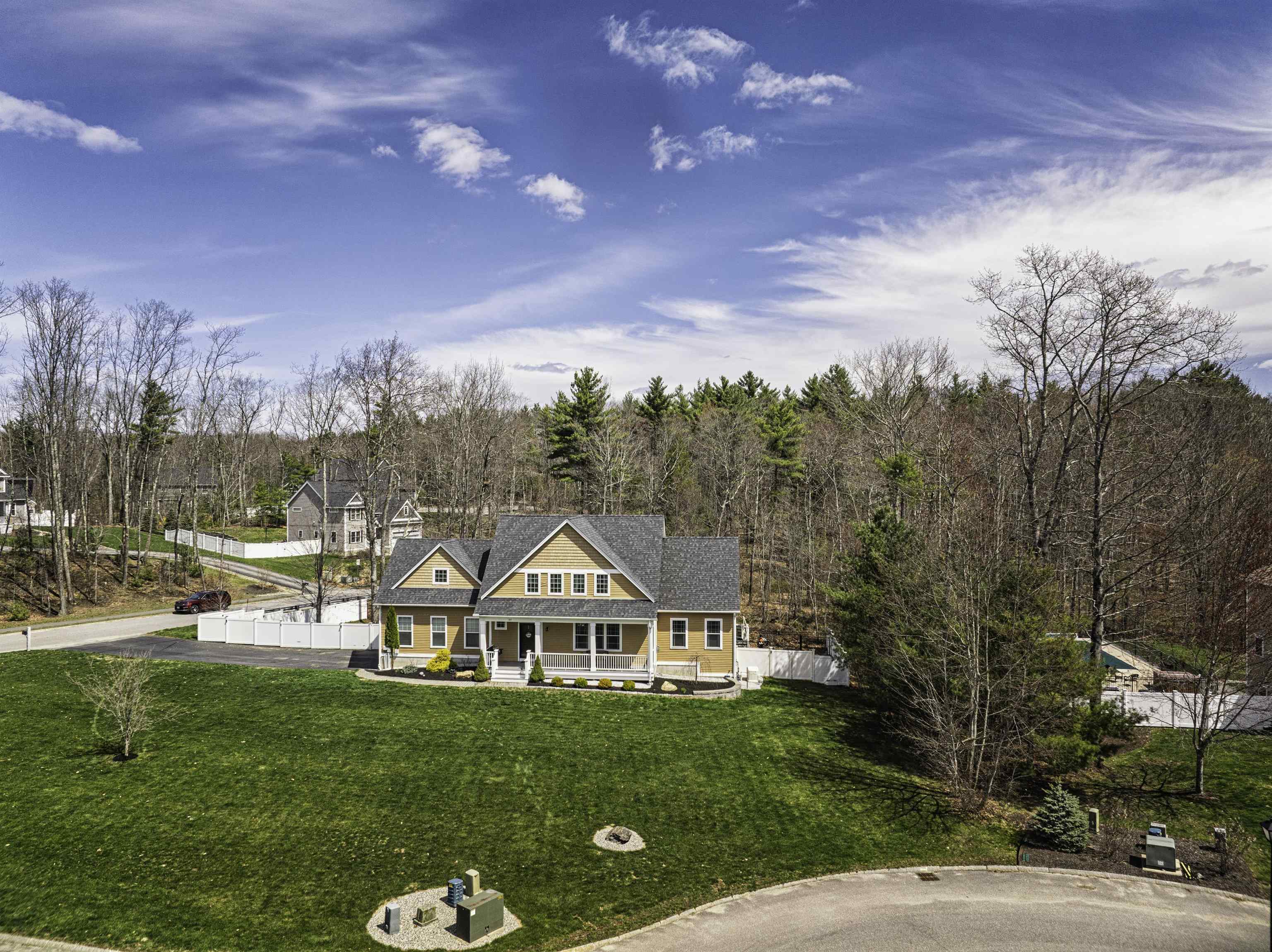89 Emerald Lane