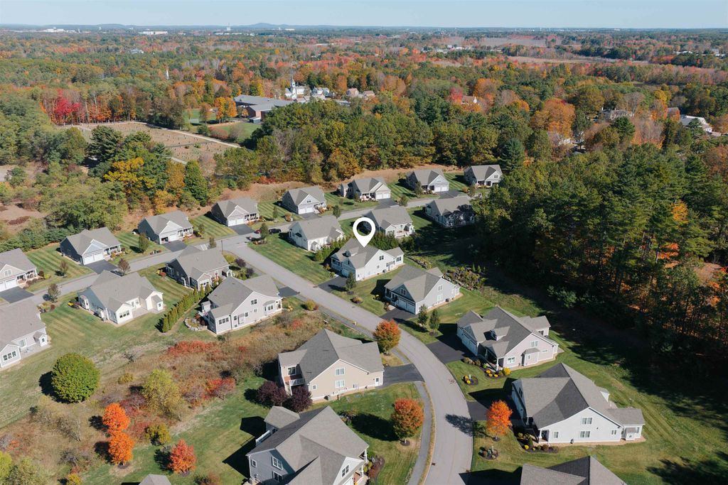 Photo of 104 Boxwood Path, Greenland, NH 03840 (MLS # 5067104)