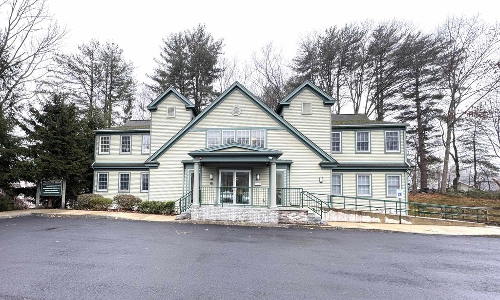 Photo of 60 Exeter Road #Suite 103, Newmarket, NH 03857 (MLS # 4987382)