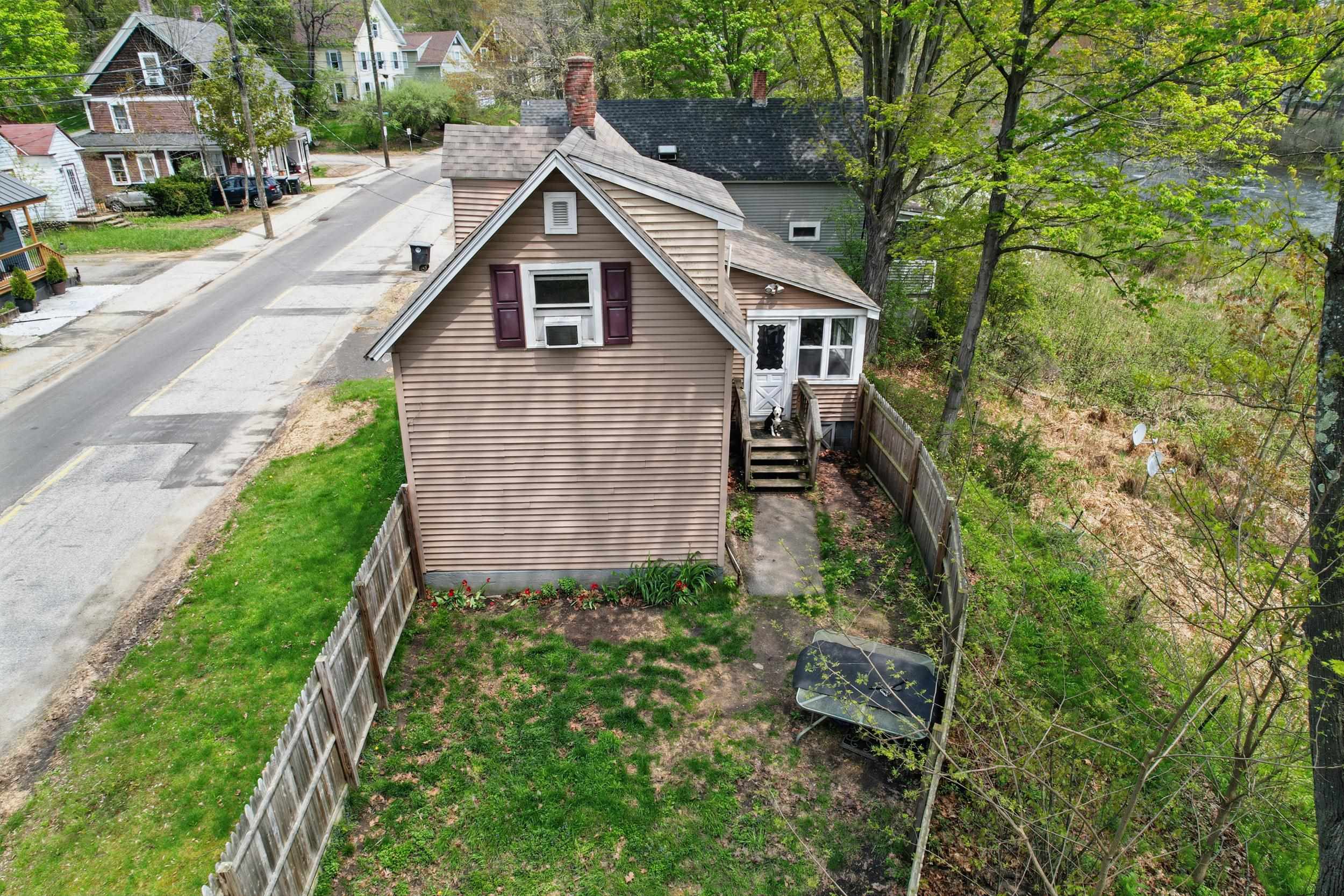 173 West Bow Street