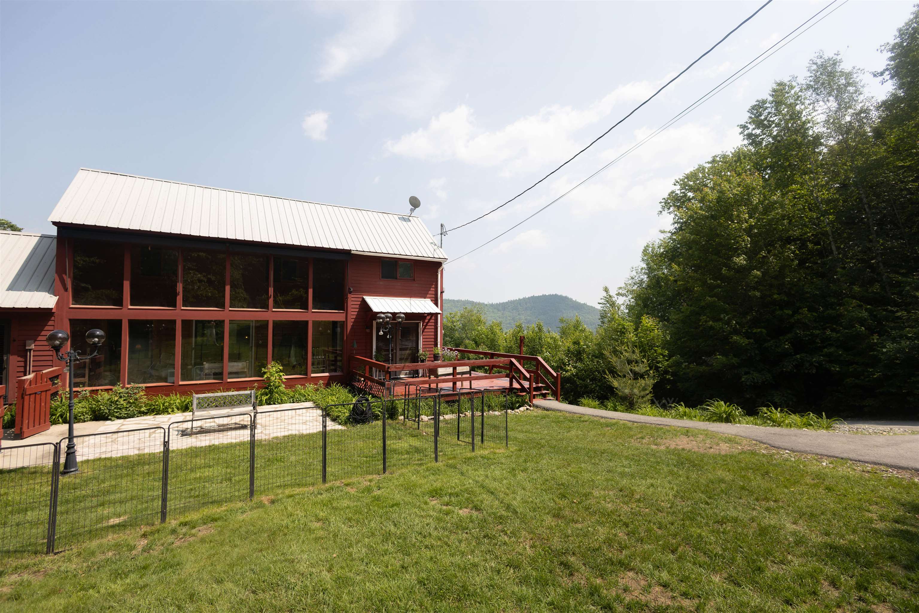 14 Mountain Ridge Road