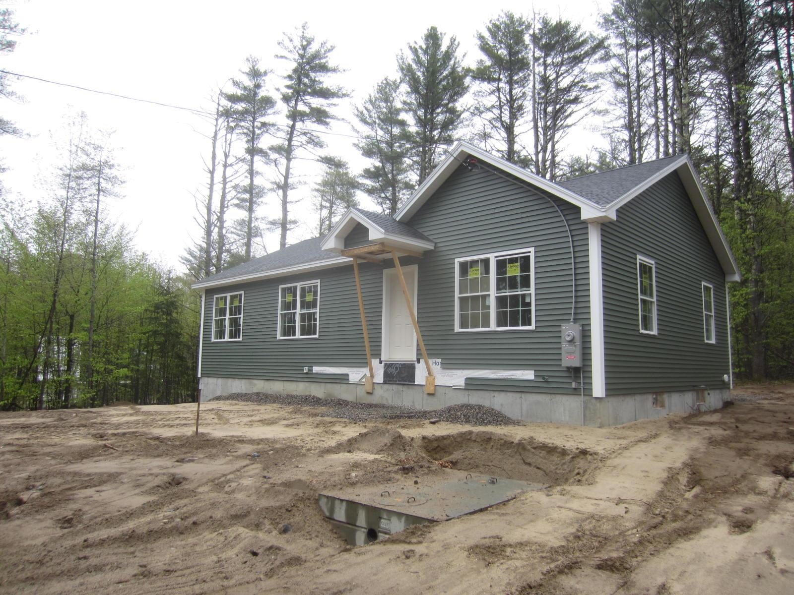 Wakefield, New Hampshire 03872, United States, 3 Bedrooms Bedrooms, ,2 BathroomsBathrooms,Residential,Active,228