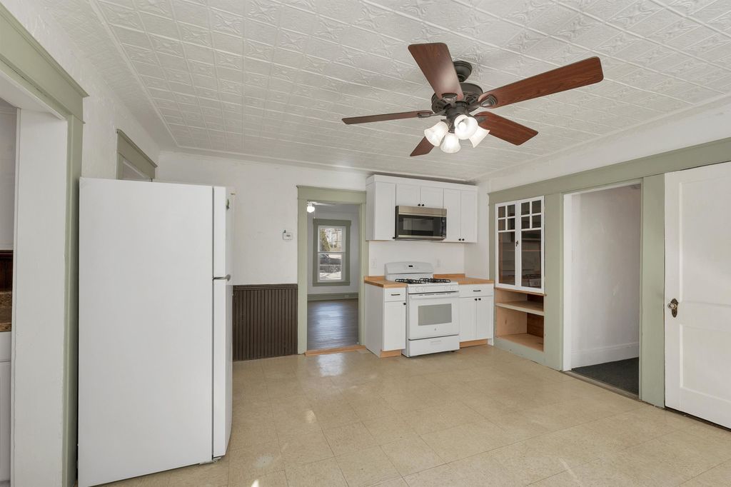 Photo of 135 Franklin Street #A, Franklin, NH 03235 (MLS # 5081307)