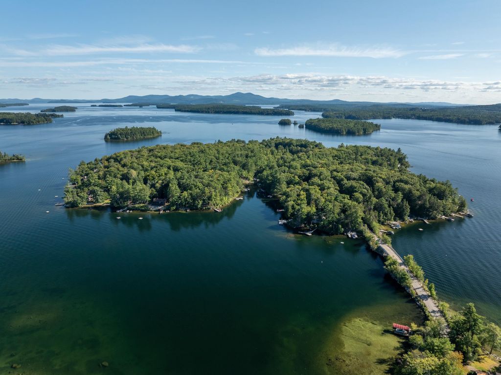 Photo of 196 Black Cat Island Road, Moultonborough, NH 03254 (MLS # 5084127)