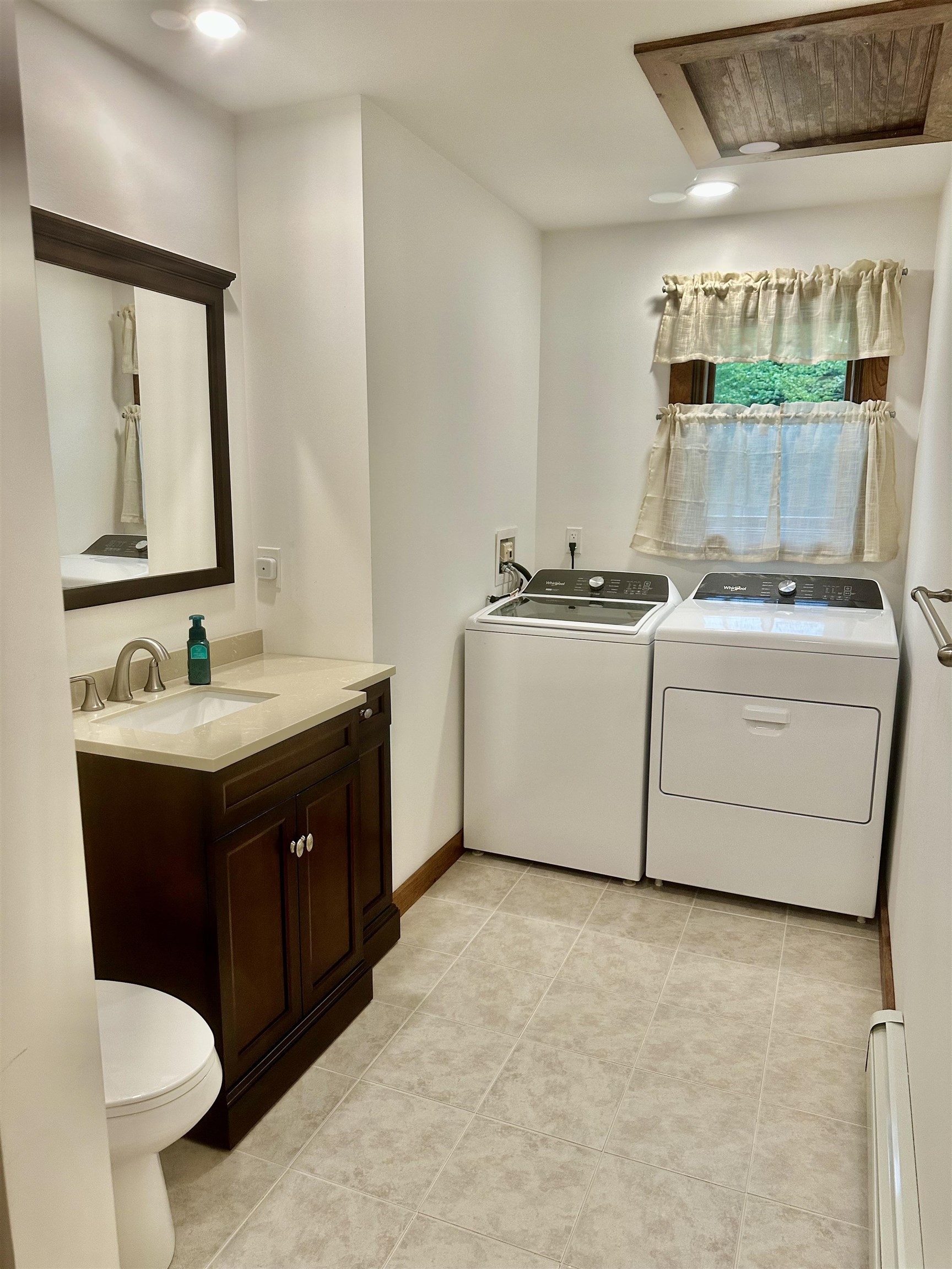 Eden, Vermont 05652, United States, 3 Bedrooms Bedrooms, ,3 BathroomsBathrooms,Residential,Pending,143224