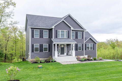 25 Merrill Crossing Bow NH 03304