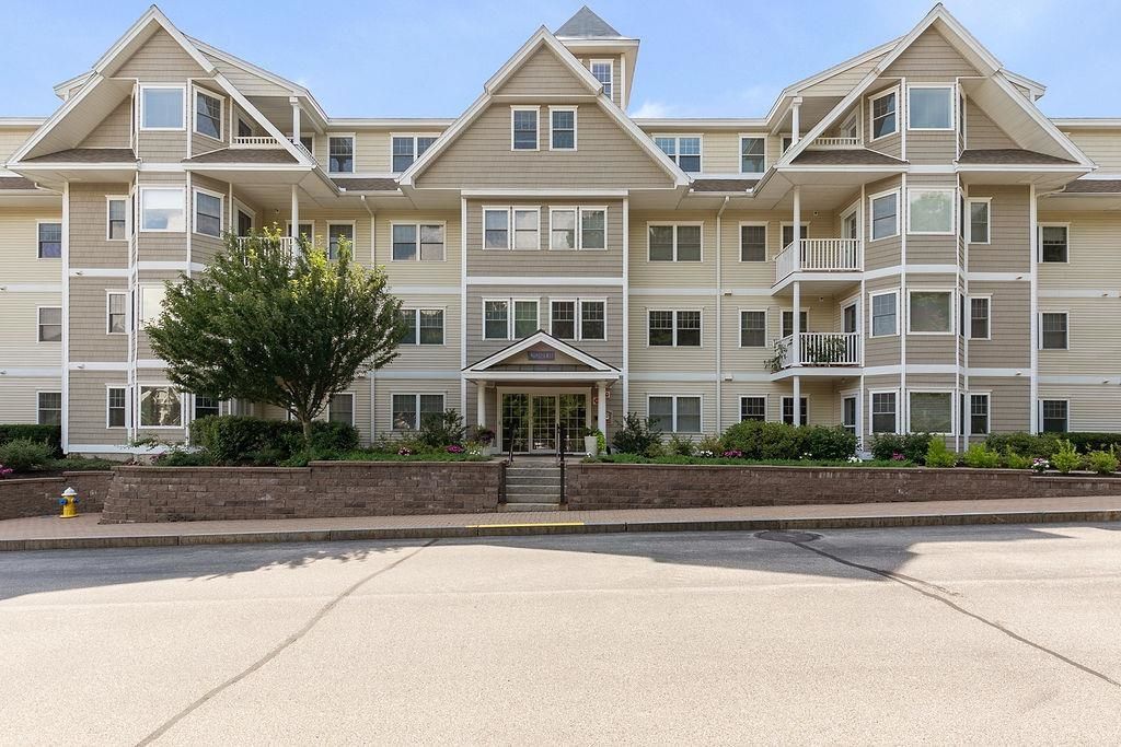 Photo of 1 Sterling Hill Lane #135, Exeter, NH 03833 (MLS # 5081188)