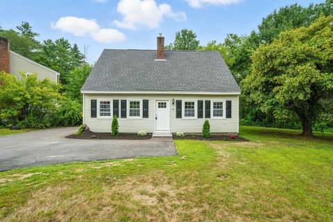 20 Millstream Lane Concord NH 03303