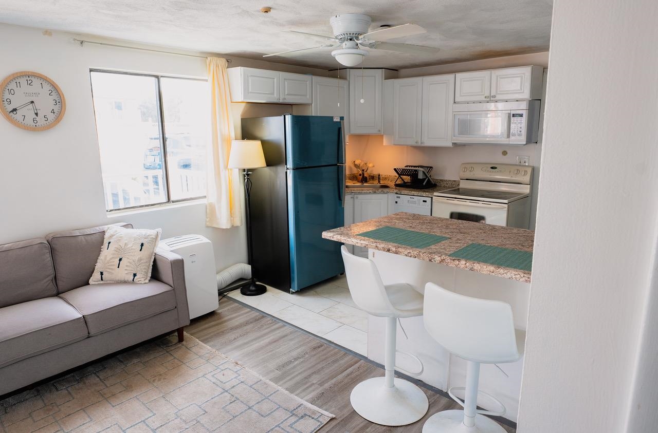 68 Kings Highway 30