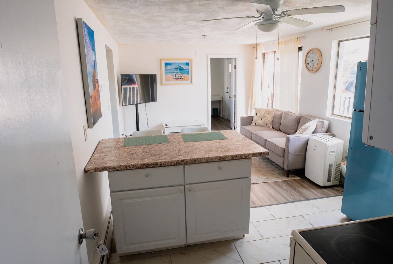 68 Kings Highway 30