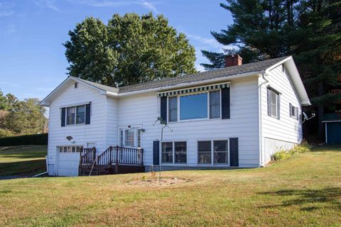 51 Cross Avenue St. Johnsbury VT 05819