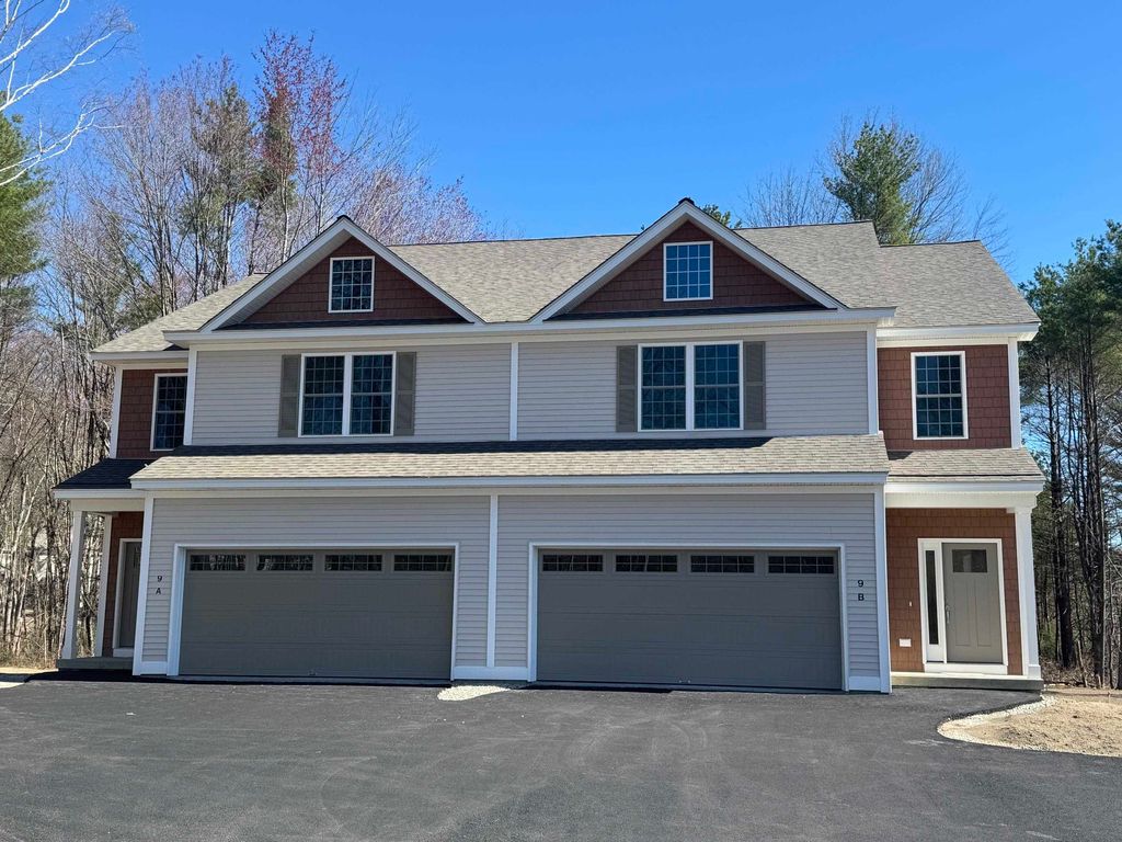 Photo of 9 York Road, Hudson, NH 03051 (MLS # 5073728)