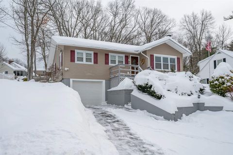 245 Pickering Street Manchester NH 03104