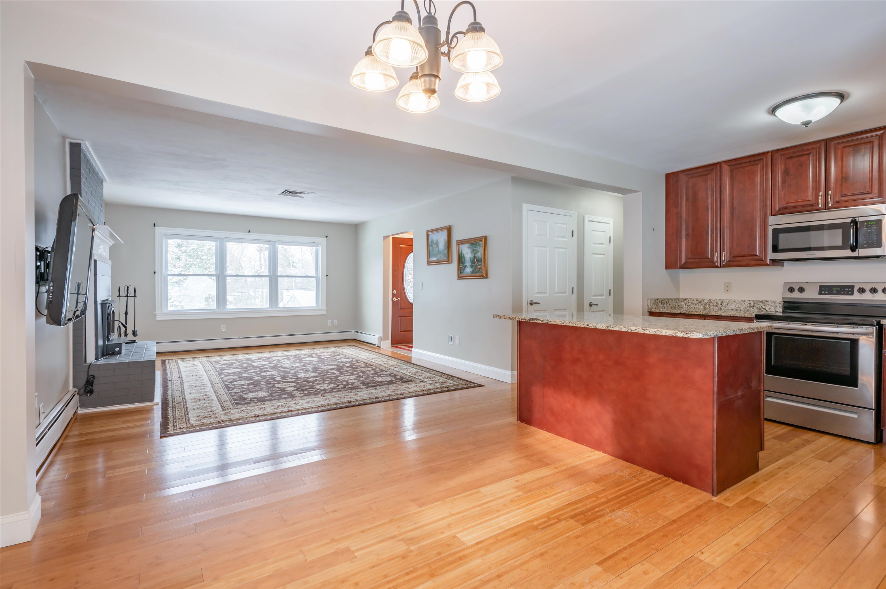 245 Pickering Street