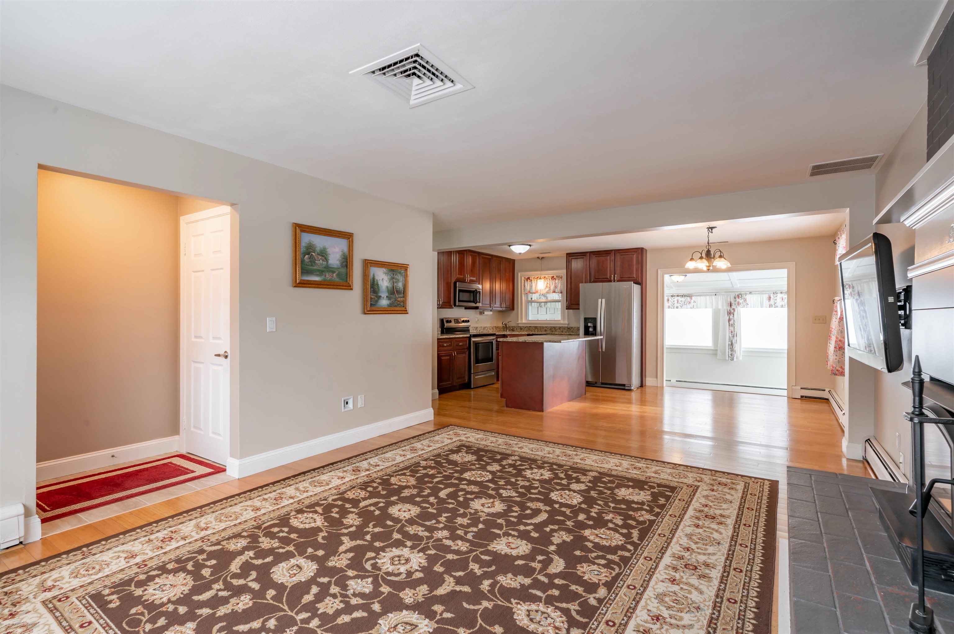 245 Pickering Street