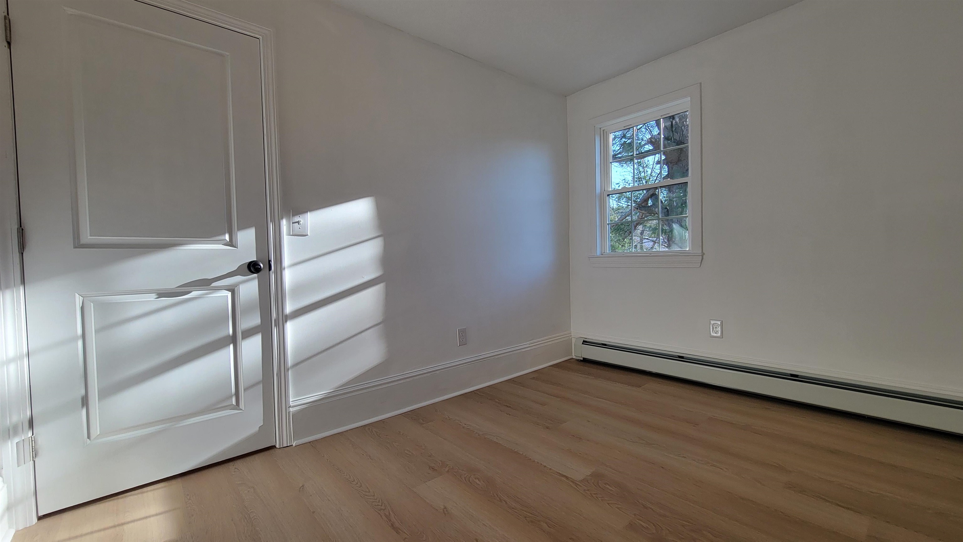 Ashland, New Hampshire 03217, United States, 3 Bedrooms Bedrooms, ,2 BathroomsBathrooms,Residential,Active,31760