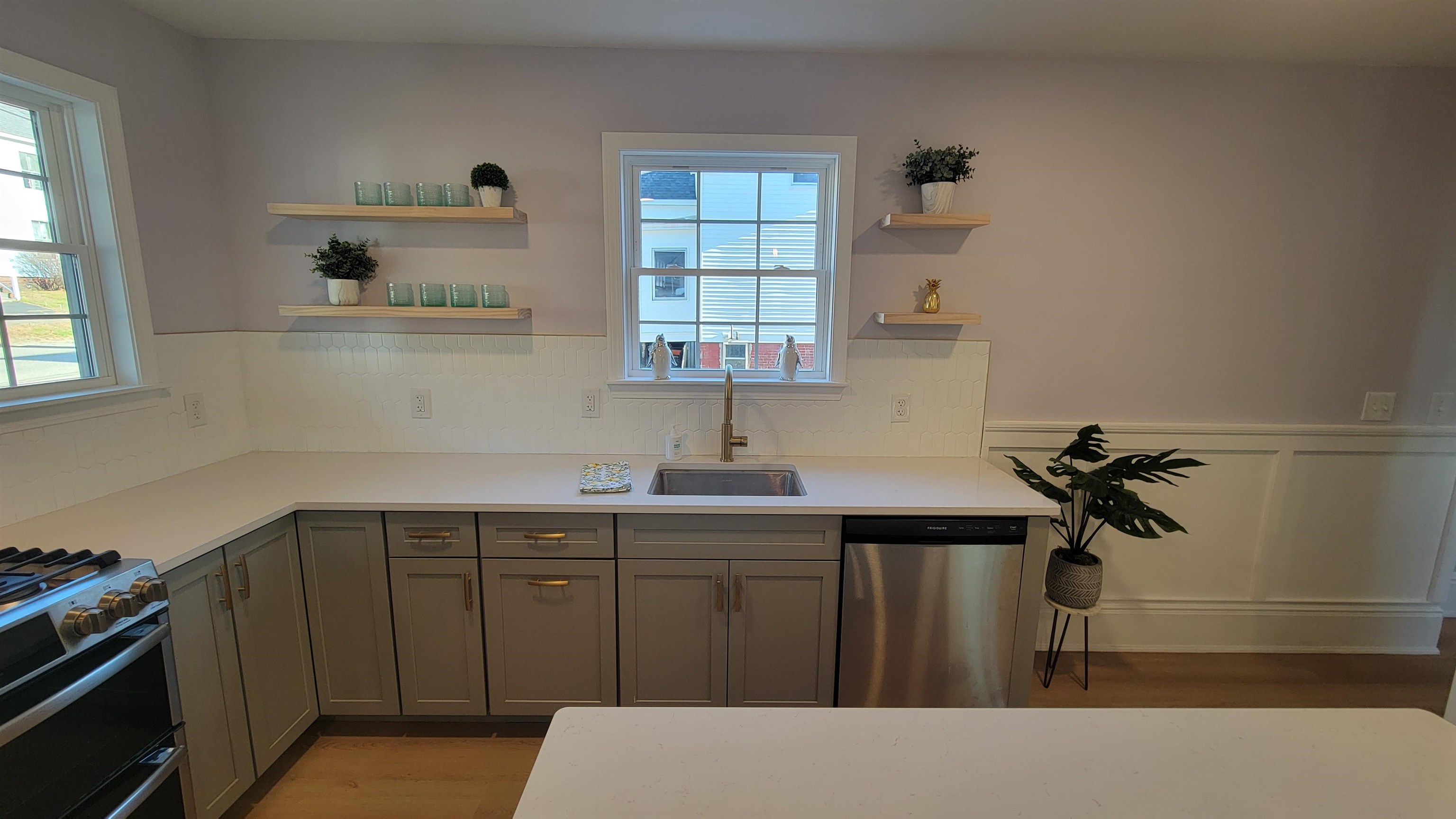 Ashland, New Hampshire 03217, United States, 3 Bedrooms Bedrooms, ,2 BathroomsBathrooms,Residential,Active,31760