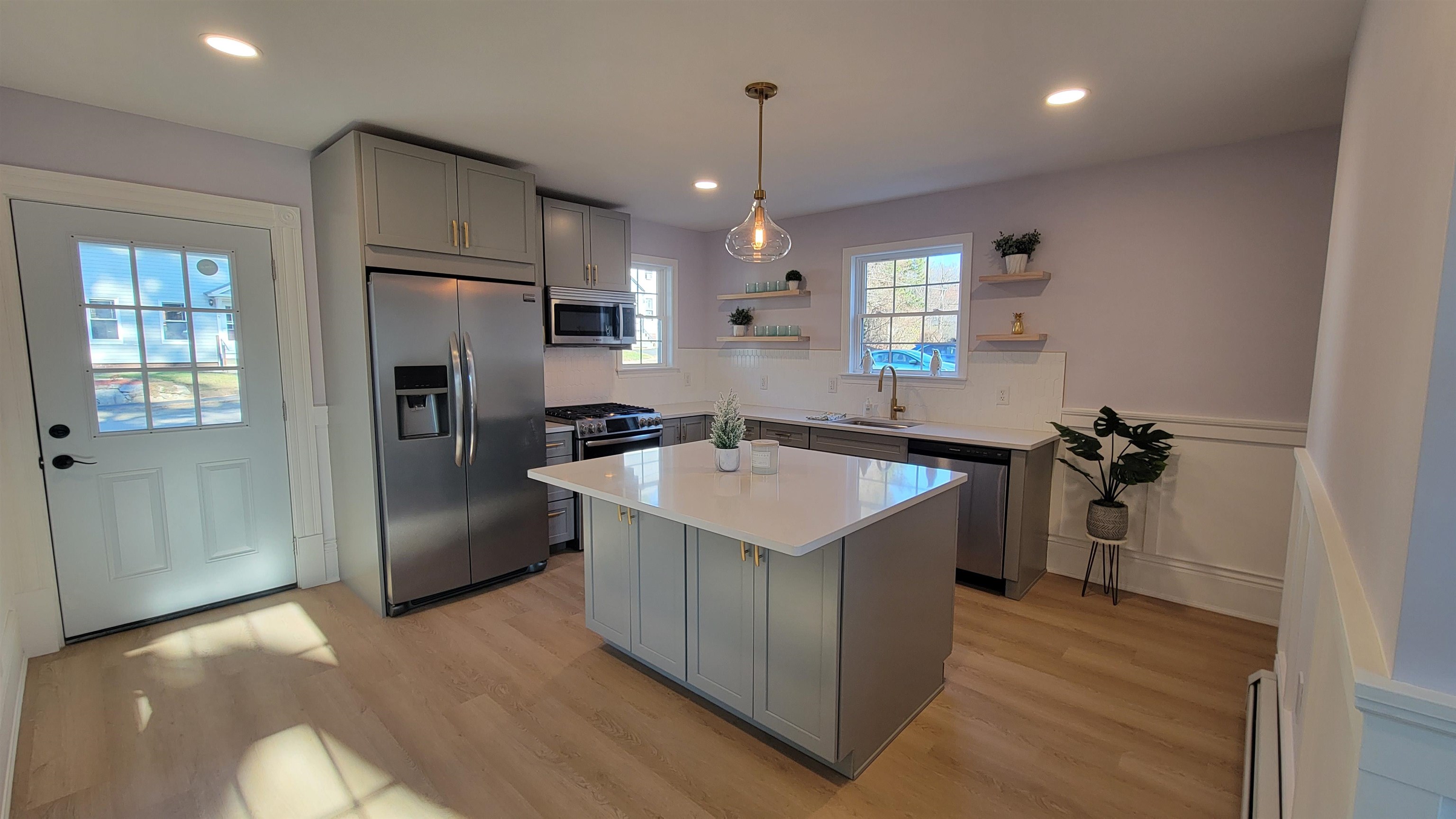 Ashland, New Hampshire 03217, United States, 3 Bedrooms Bedrooms, ,2 BathroomsBathrooms,Residential,Active,31760