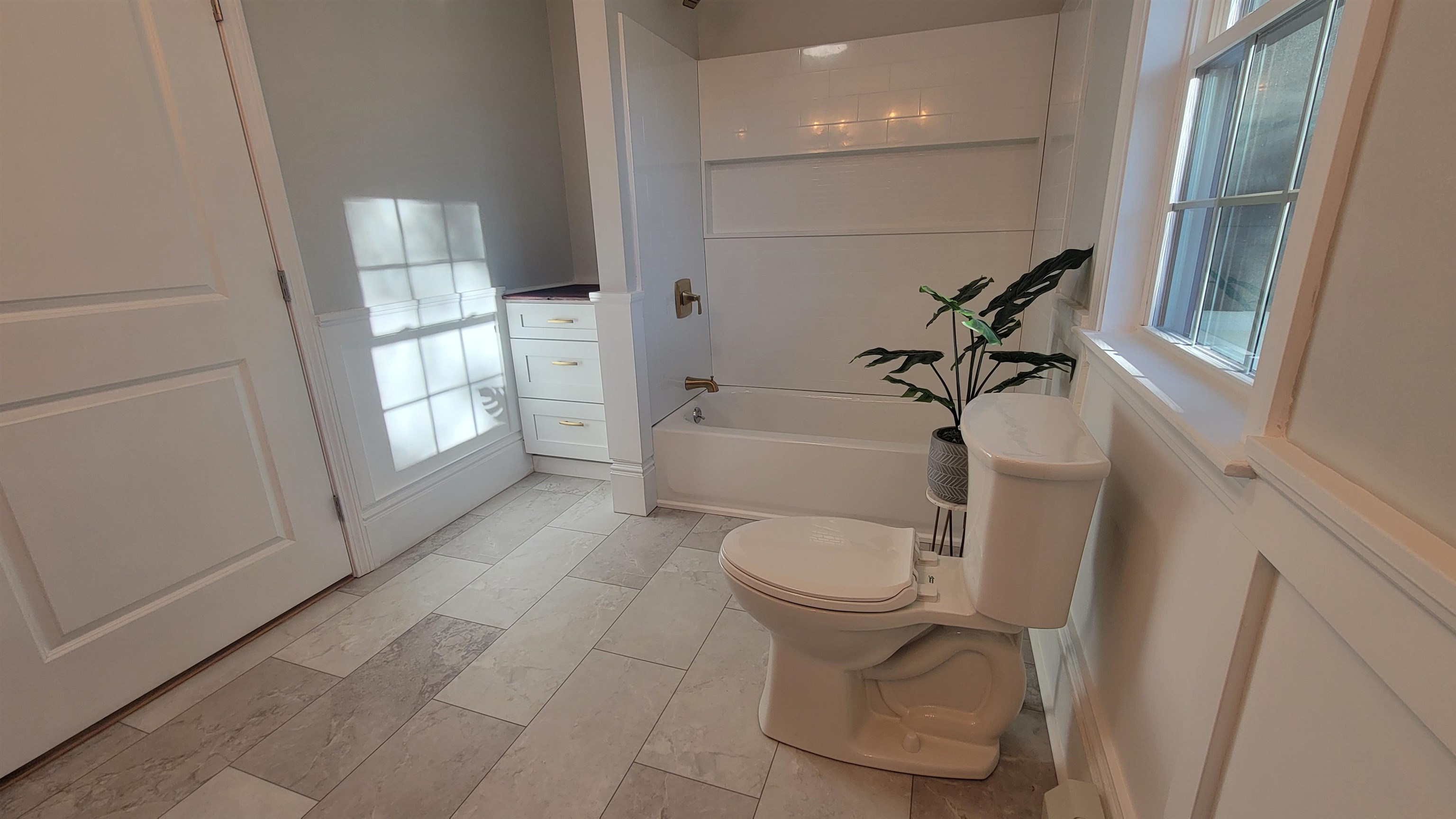 Ashland, New Hampshire 03217, United States, 3 Bedrooms Bedrooms, ,2 BathroomsBathrooms,Residential,Active,31760