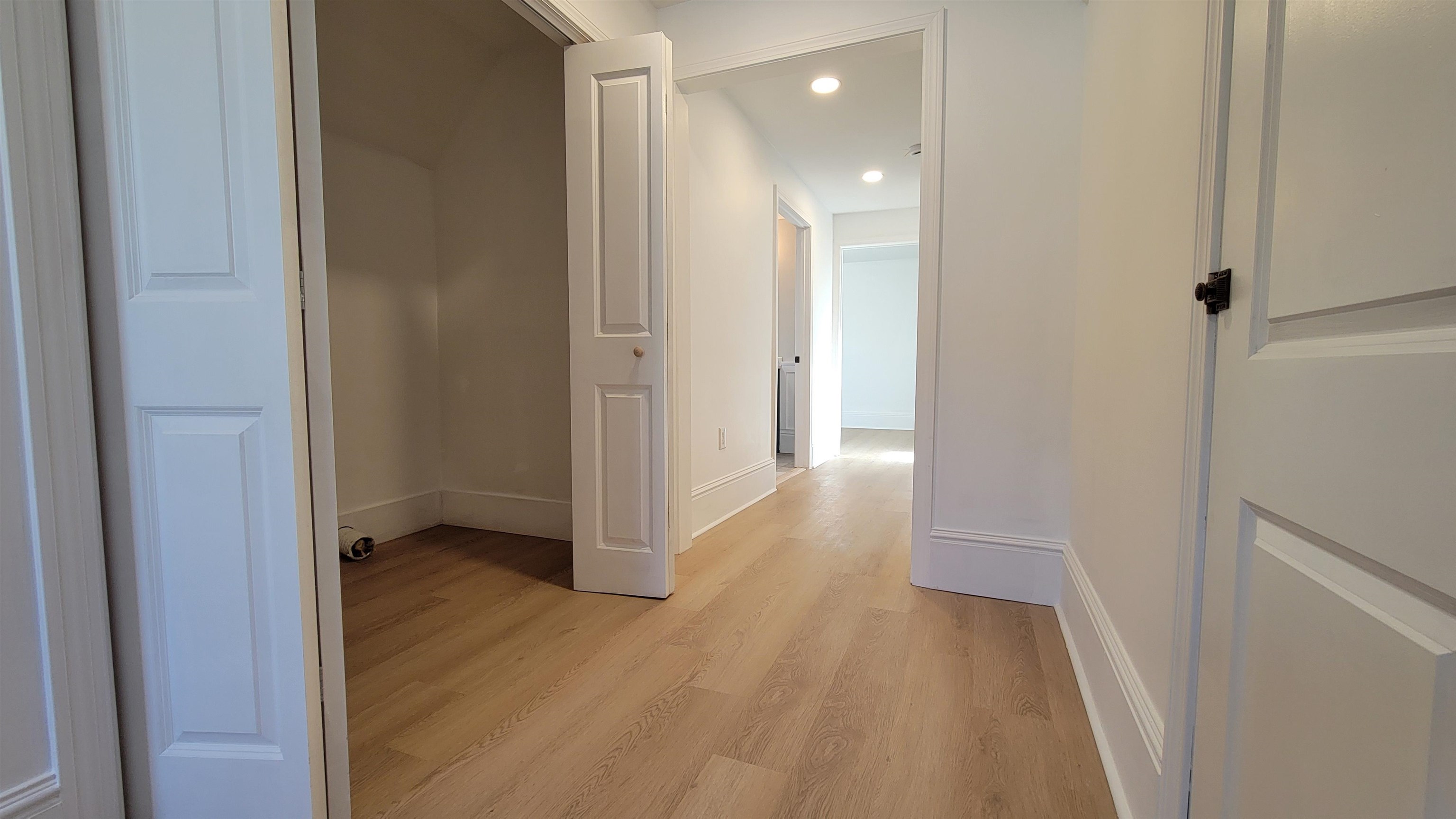 Ashland, New Hampshire 03217, United States, 3 Bedrooms Bedrooms, ,2 BathroomsBathrooms,Residential,Active,31760