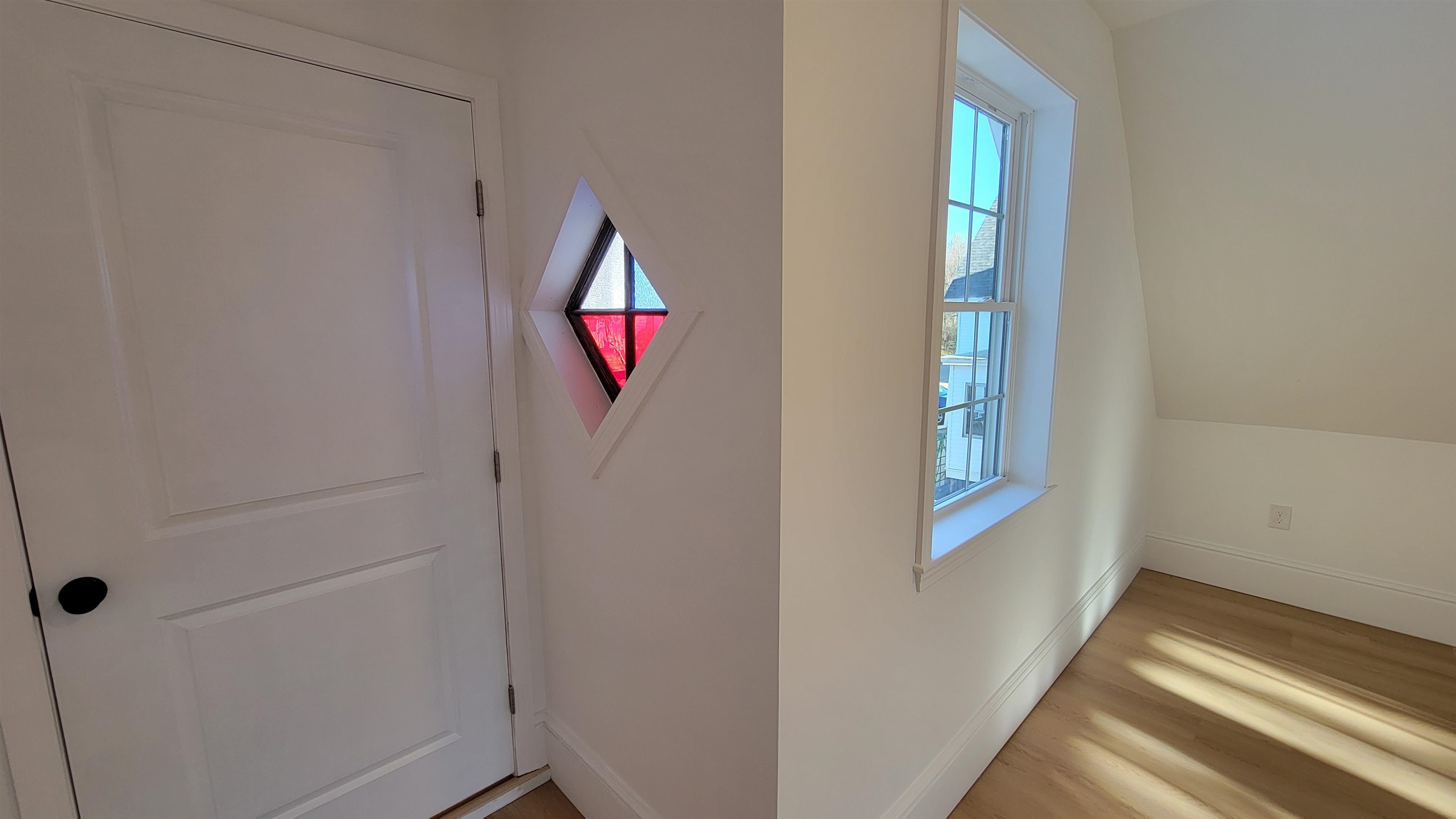 Ashland, New Hampshire 03217, United States, 3 Bedrooms Bedrooms, ,2 BathroomsBathrooms,Residential,Active,31760