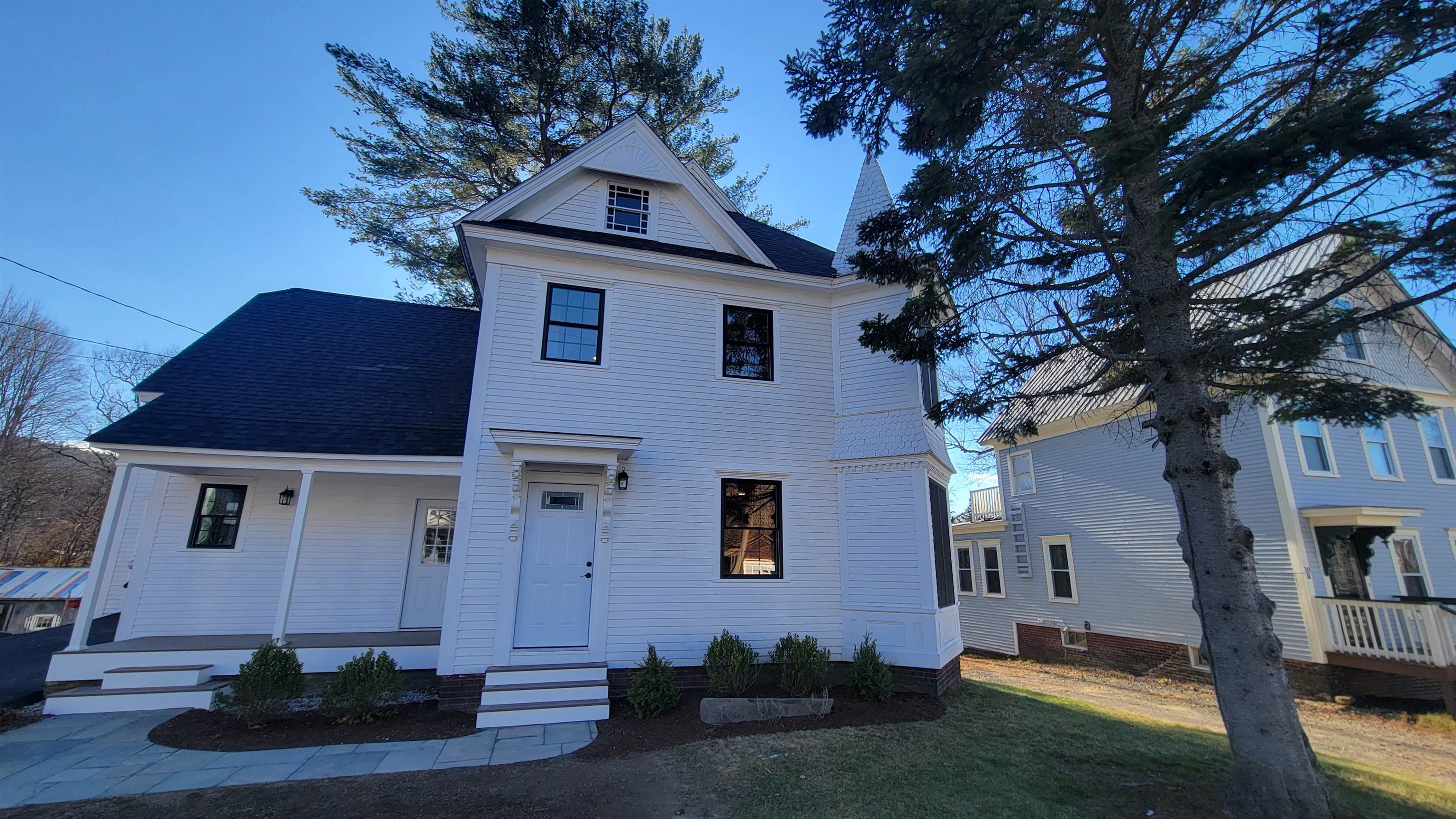 12 Washington Street