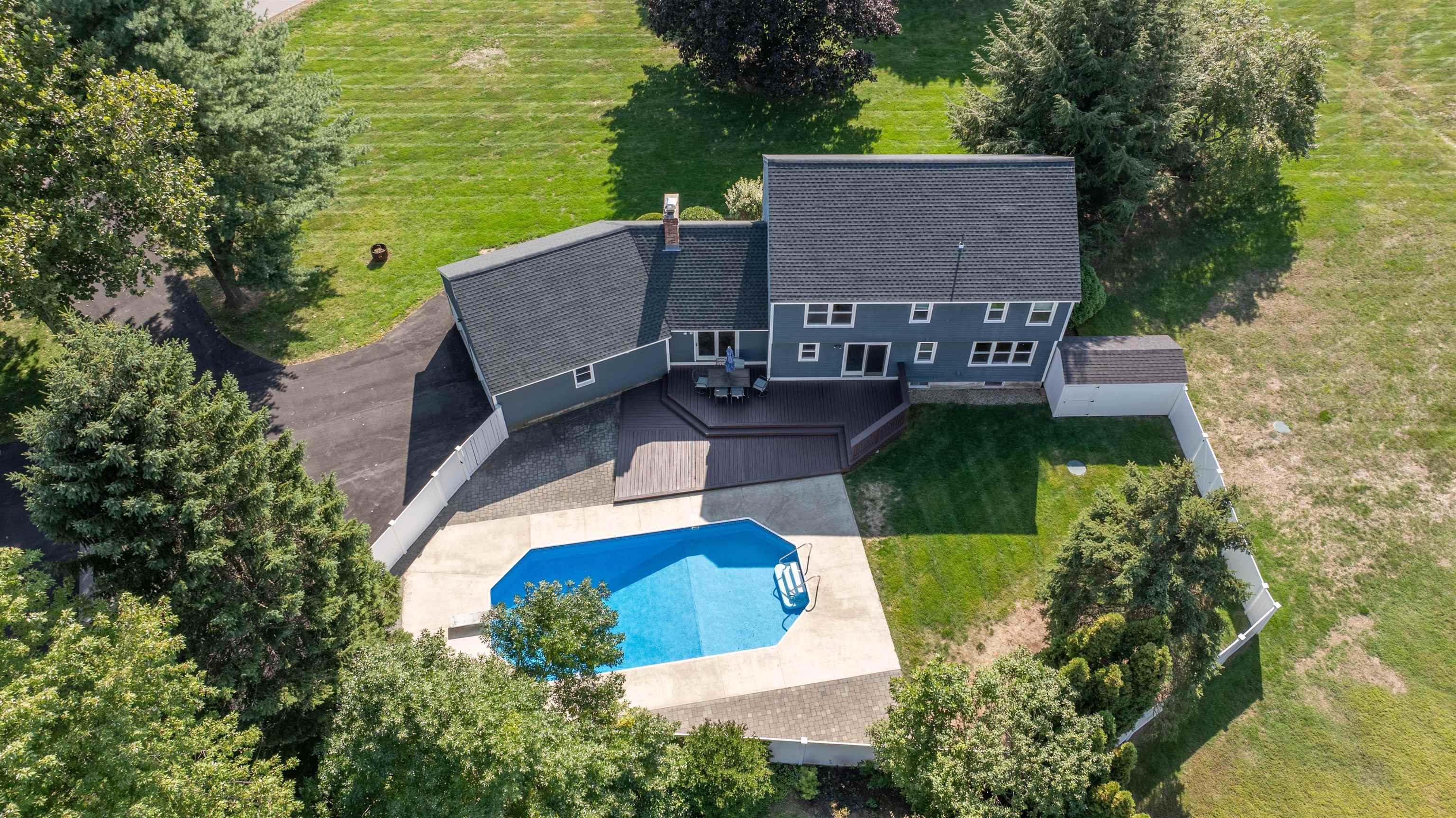 16 Broadview Drive