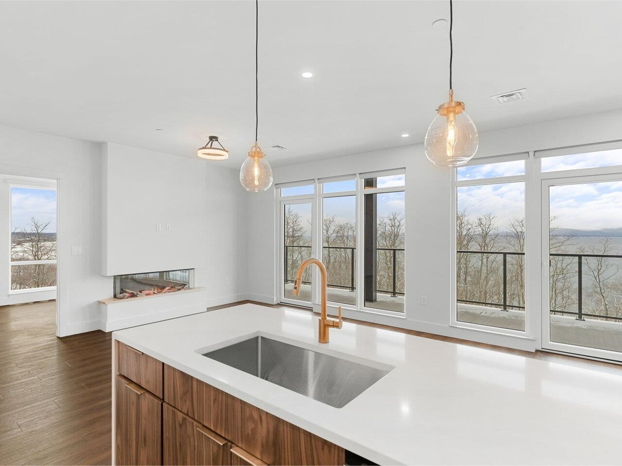 125 Cambrian Way 607