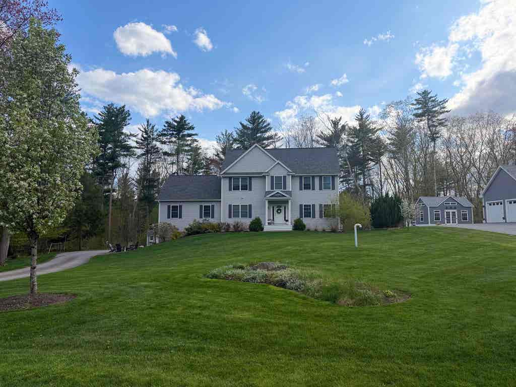 Photo of 3 Hummingbird Lane, Salem, NH 03079 (MLS # 5083839)